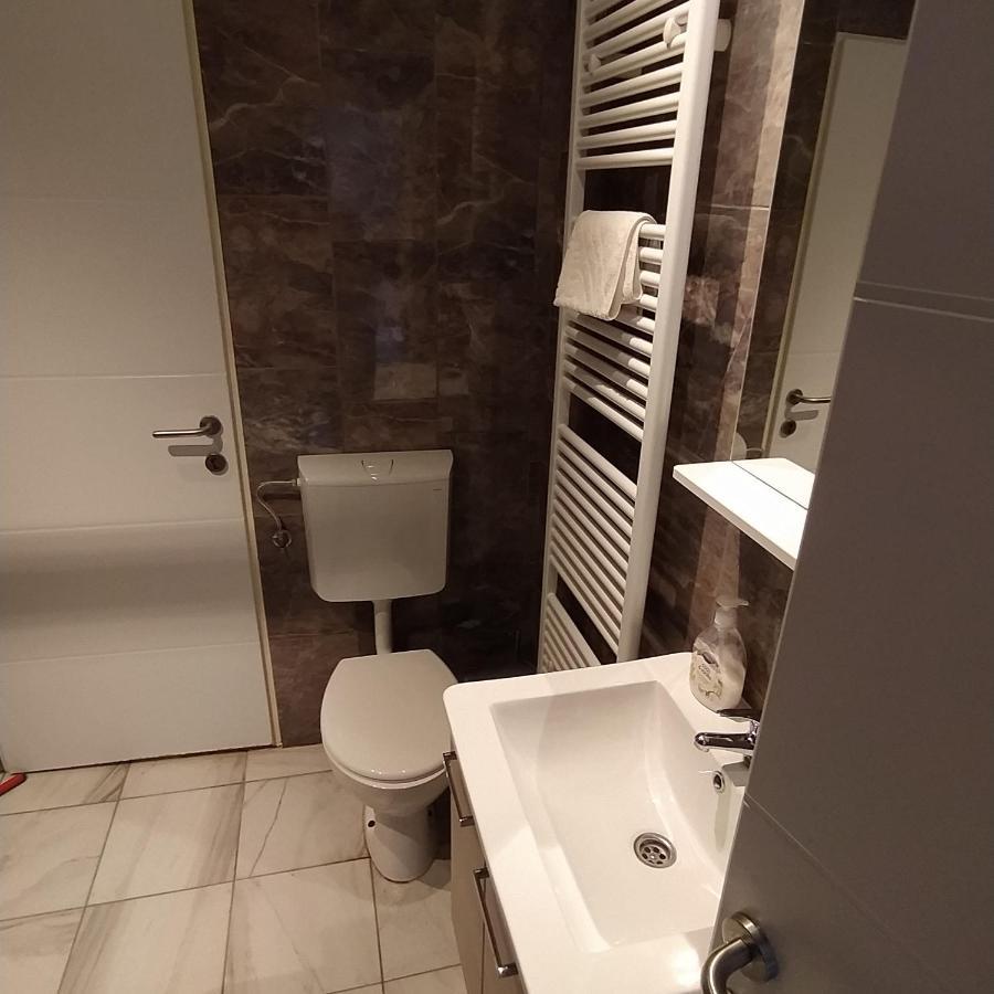 Zana Apartments Stari Grad  Exteriör bild