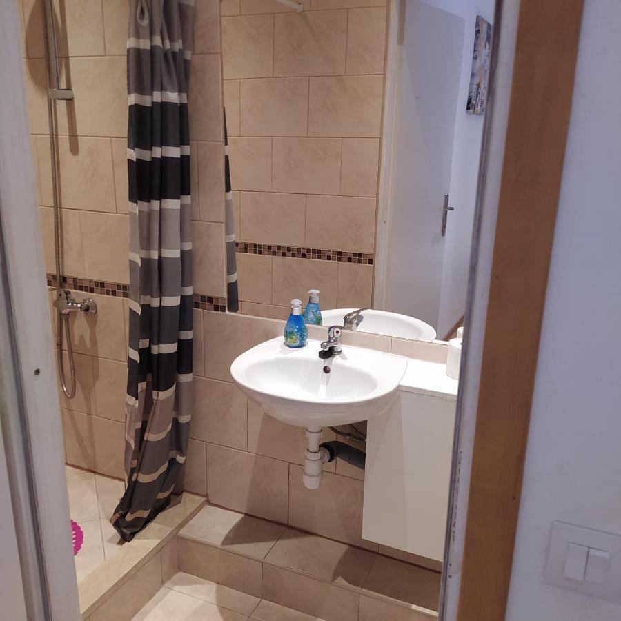 Zana Apartments Stari Grad  Exteriör bild