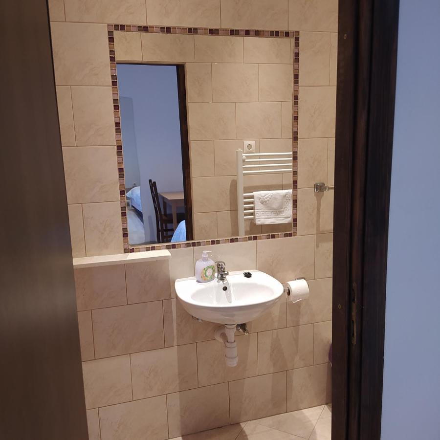 Zana Apartments Stari Grad  Exteriör bild