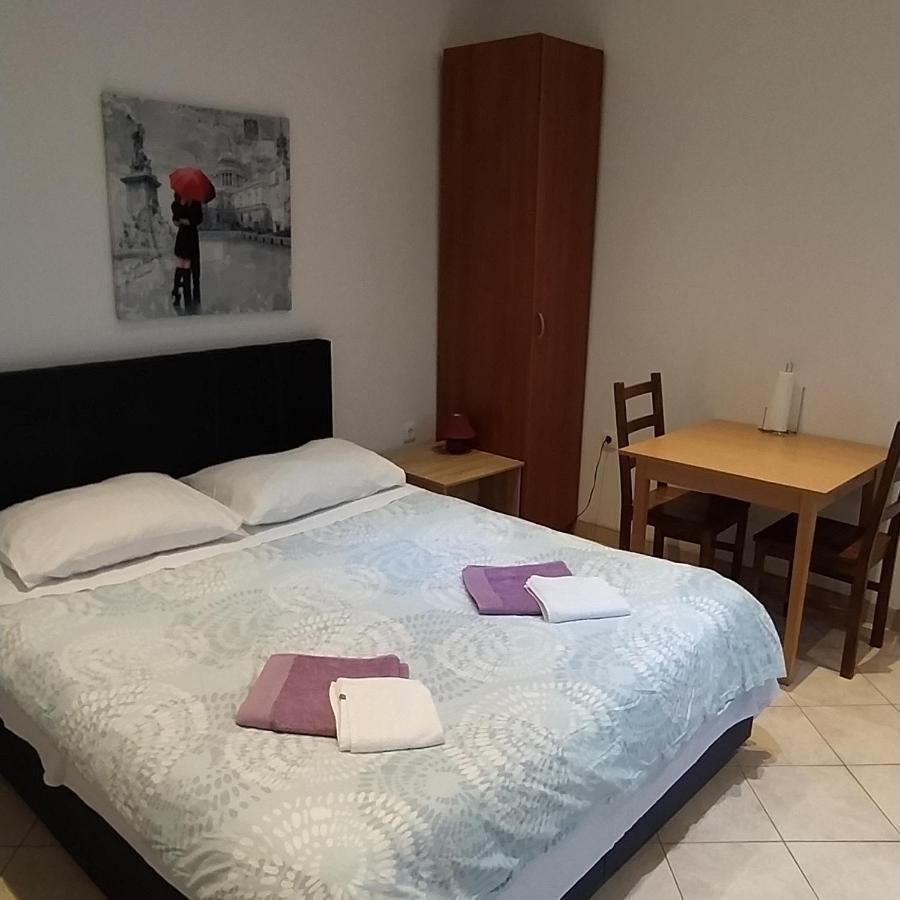Zana Apartments Stari Grad  Exteriör bild